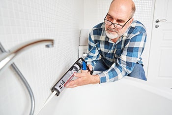 Hercules Plumbers Caulk in Use