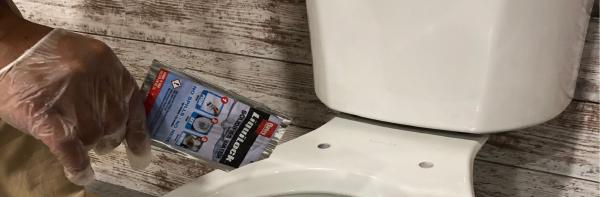 How to Easily Remove Water from a Toilet
